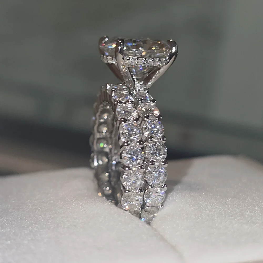 💎 9CTW 🔥 FIRE Moissanite Ring Set. Round-Cut. Platinum Plated S925
